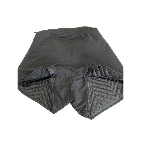 Athleta Black Apres Quilted Ski Shorts Women's Size 6 Water and Wind Resistant - Picture 9 of 10